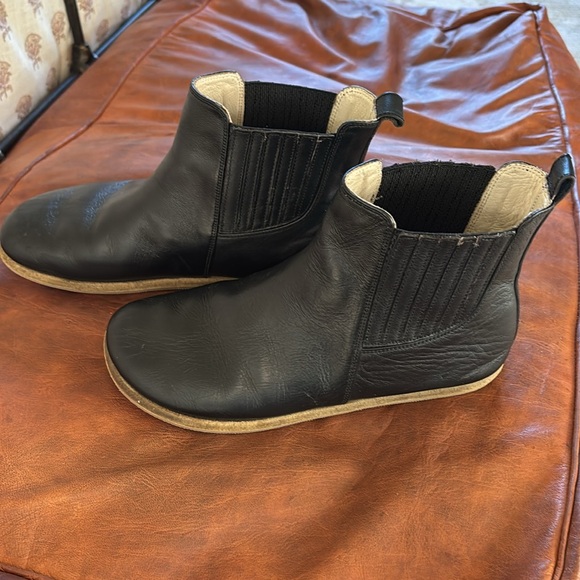 Anya’s shop Lila Chelsea Boots - Picture 2 of 5